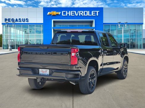 New 2026 Chevrolet Silverado 1500 Custom w/ LPO, Dark Essentials Package RWD image 5