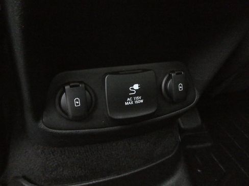 Used 2020 Hyundai Santa Fe Limited image 43