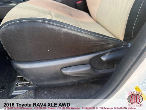 Used 2016 Toyota RAV4 XLE AWD/4WD image 34