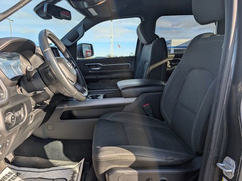 Used 2019 RAM 1500 Big Horn image 9