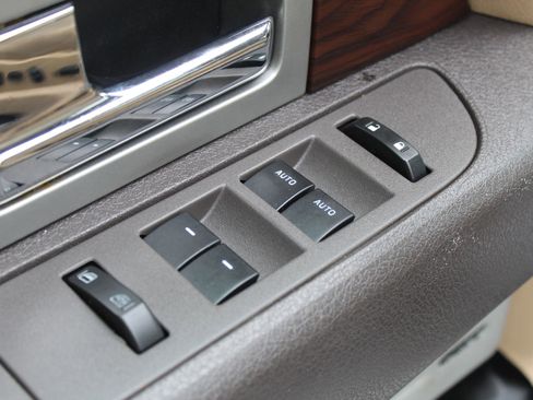 Used 2012 Ford F150 Lariat w/ Lariat Plus Pkg AWD/4WD image 24