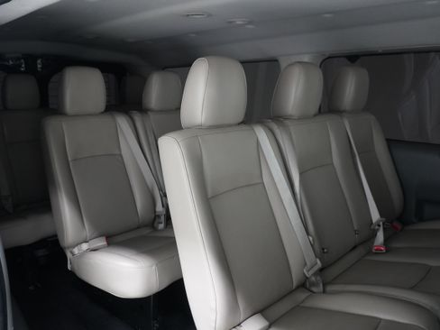 Used 2017 Nissan NV 3500 S w/ Power Package RWD image 12