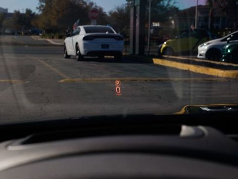 Used 2017 Jaguar XF Prestige image 30