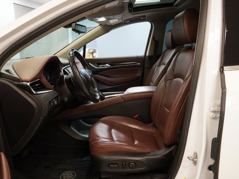 Used 2018 Buick Enclave Avenir w/ Avenir Technology Package image 6