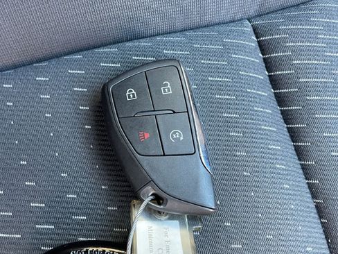 Used 2025 Chevrolet Equinox LT image 24