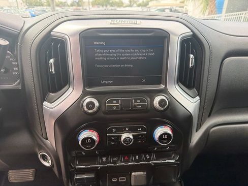 Used 2021 GMC Sierra 2500 SLE w/ X31 Off-Road Package AWD/4WD image 22