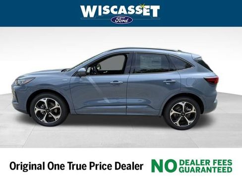 New 2025 Ford Escape ST-Line Elite w/ Class II Trailer Tow Package image 2