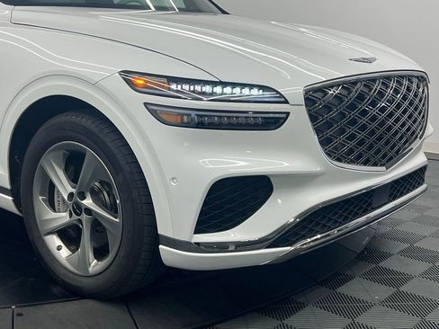Used 2026 Genesis GV70 2.5T Advanced image 6