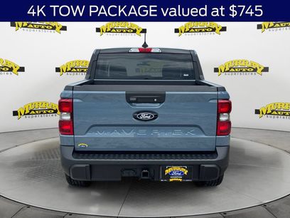 New 2026 Ford Maverick Lariat w/ Black Appearance Package