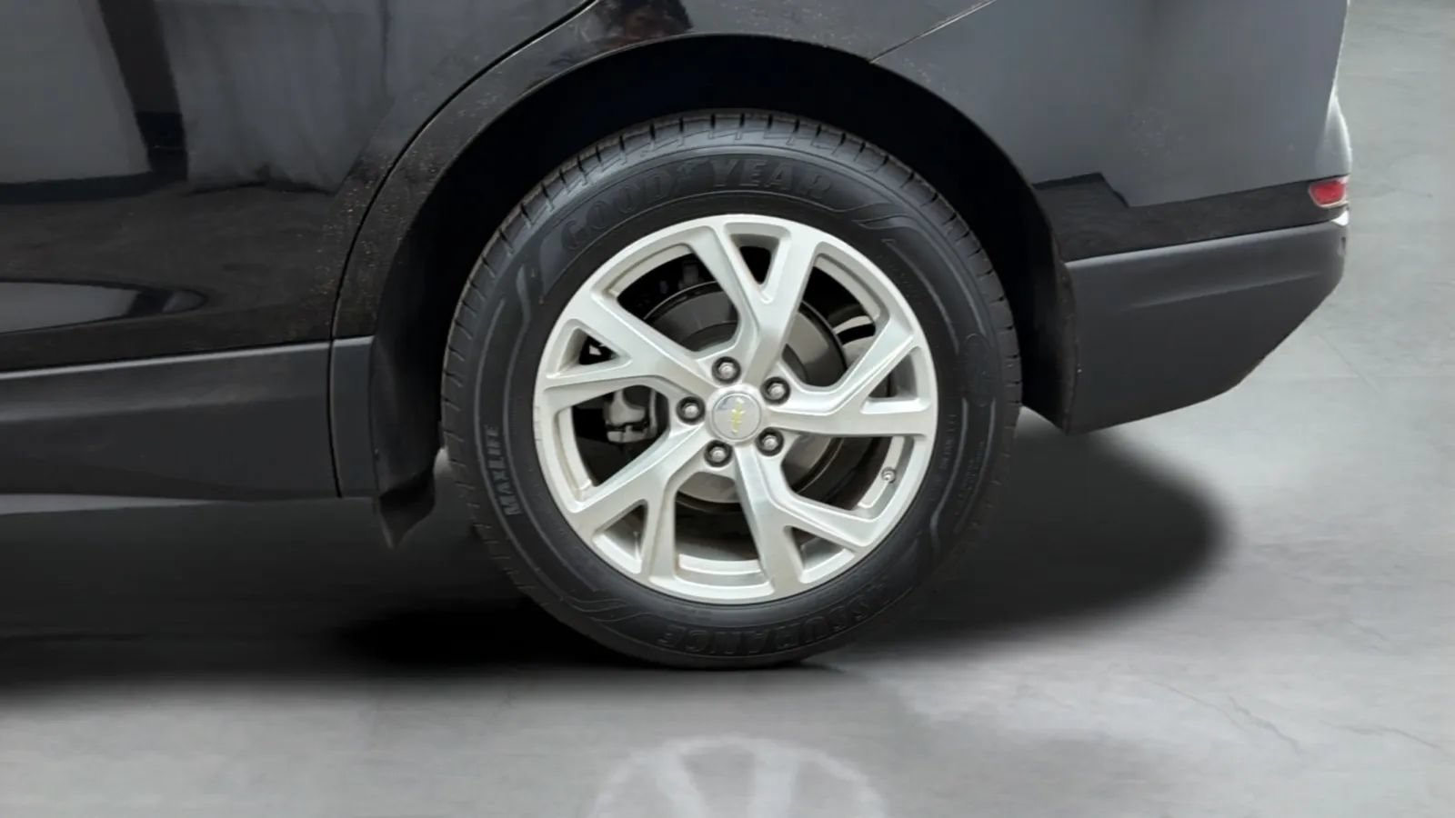 Used 2018 Chevrolet Equinox Premier FWD image 26