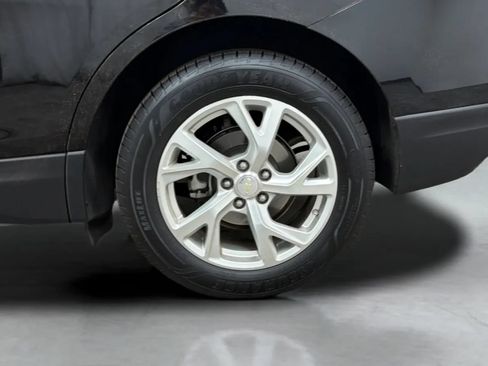 Used 2018 Chevrolet Equinox Premier FWD image 26