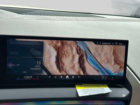 Certified 2025 BMW X3 xDrive30i w/ Premium Package AWD/4WD image 16