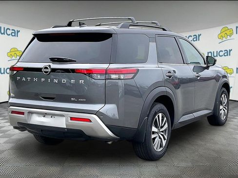 Used 2024 Nissan Pathfinder SL AWD/4WD image 6