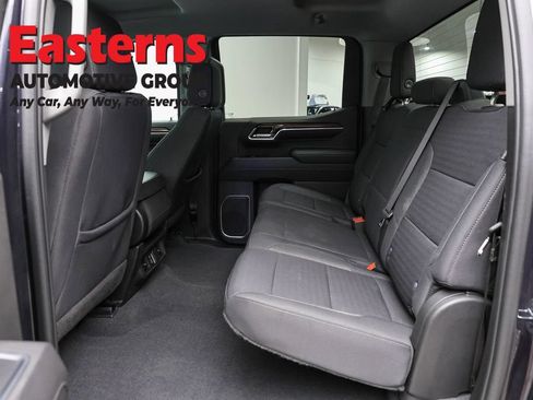 Used 2023 Chevrolet Silverado 1500 LT AWD/4WD image 23