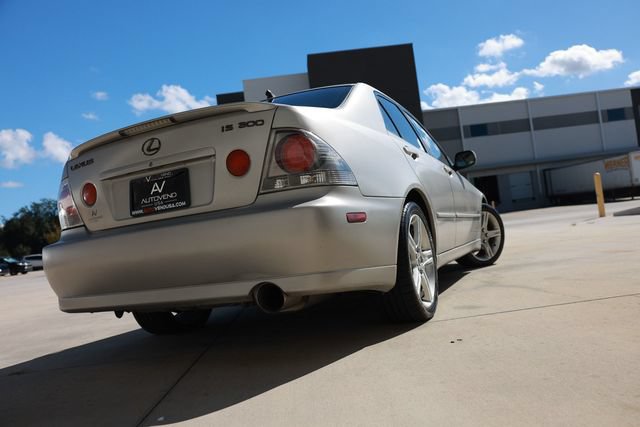 Used 2004 Lexus IS 300 RWD image 55