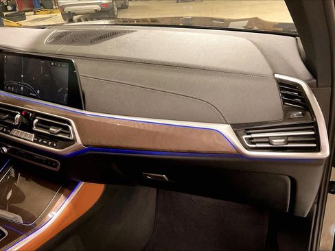 Certified 2023 BMW X5 xDrive40i w/ Premium Package image 18