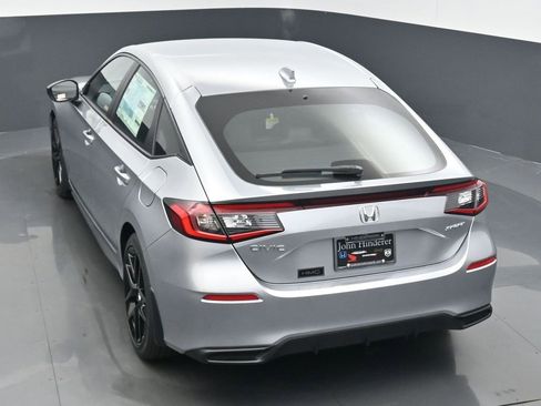 Used 2025 Honda Civic Sport image 17