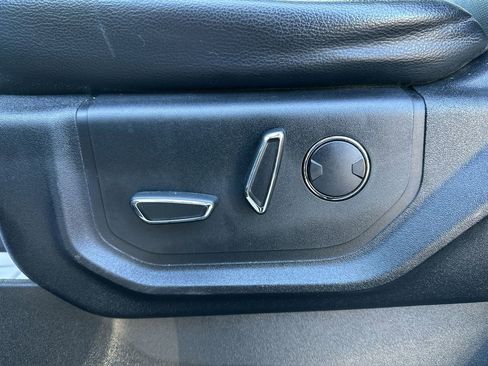 Used 2016 Ford F150 Lariat w/ Equipment Group 502A Luxury image 12