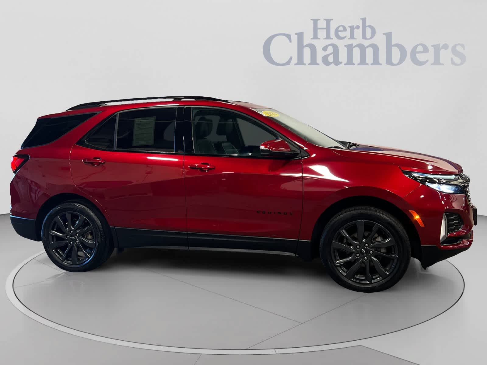Used 2023 Chevrolet Equinox RS w/ RS Leather Package AWD/4WD image 5