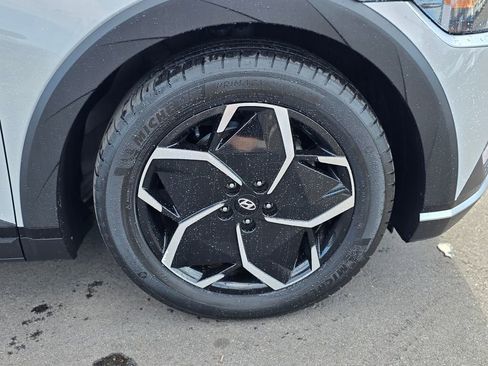 Certified 2024 Hyundai Ioniq 5 SEL image 8