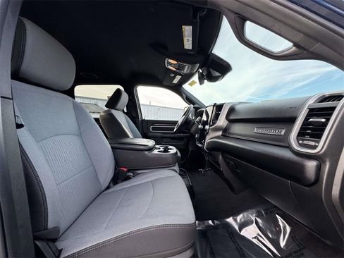 Used 2024 RAM 2500 Big Horn w/ Safety Group image 15