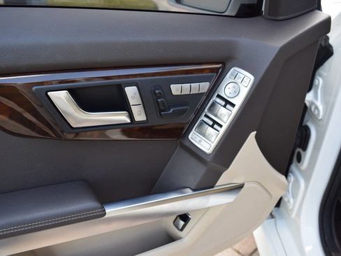 Used 2013 Mercedes-Benz GLK 250 BlueTEC 4MATIC image 69