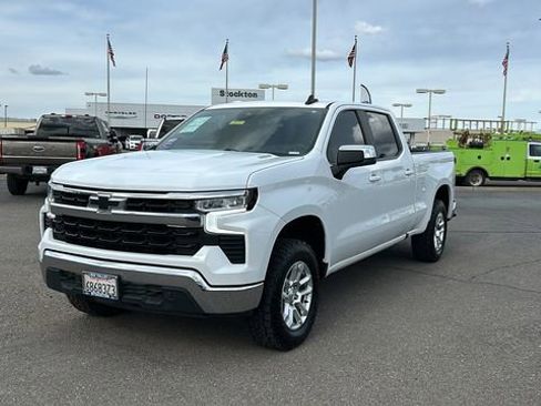 Used 2024 Chevrolet Silverado 1500 LT image 8