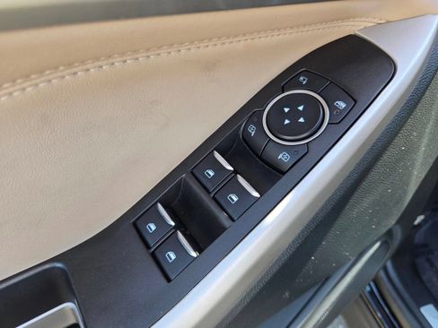Used 2024 Ford Explorer Limited AWD/4WD image 14