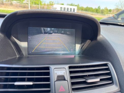 Used 2011 Acura TL w/ Technology Package image 23