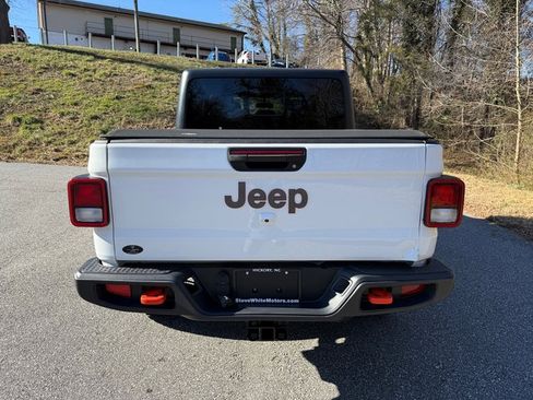 Used 2021 Jeep Gladiator Mojave w/ Cold Weather Group image 7