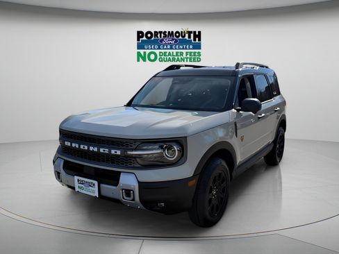 Used 2025 Ford Bronco Sport Badlands AWD/4WD image 16