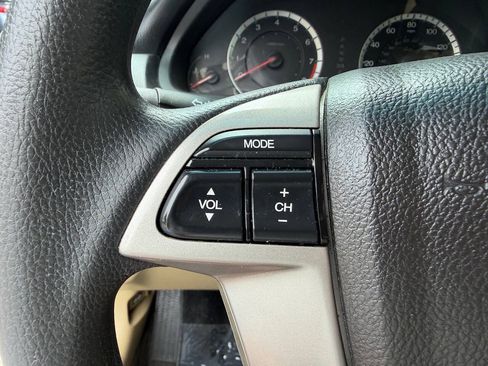 Used 2010 Honda Accord LX-S image 16