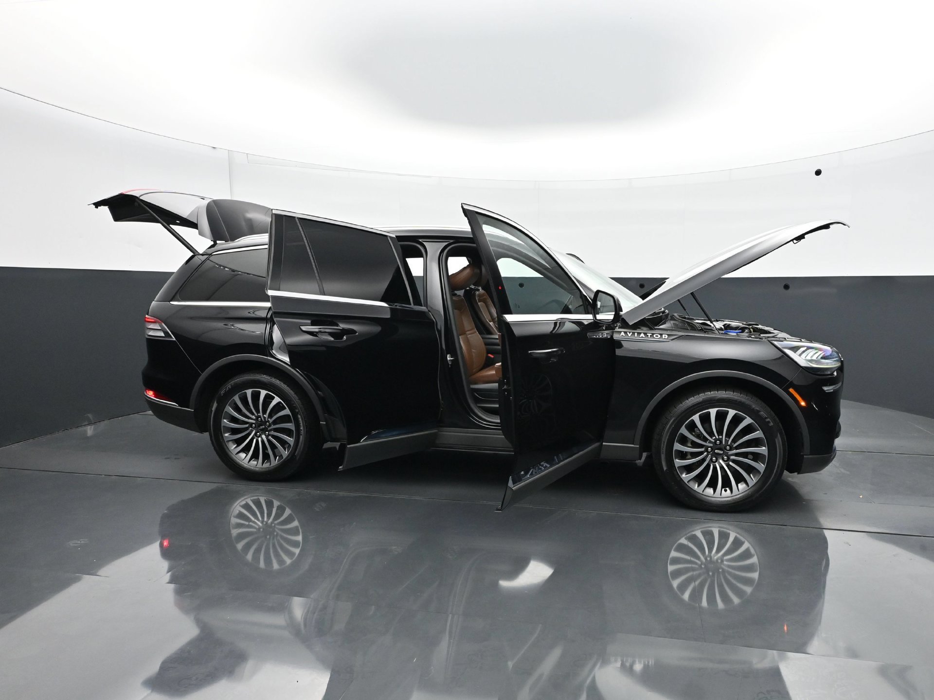 Used 2020 Lincoln Aviator Reserve w/ Class IV Trailer Tow Package AWD/4WD image 37
