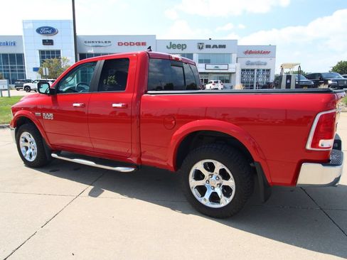 Used 2018 RAM 1500 Laramie AWD/4WD image 15