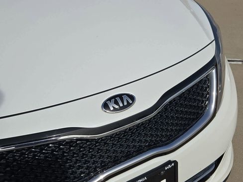Used 2015 Kia Optima SX image 10
