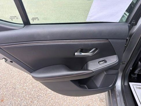 Used 2023 Nissan Sentra SR w/ SR Premium Package FWD image 14
