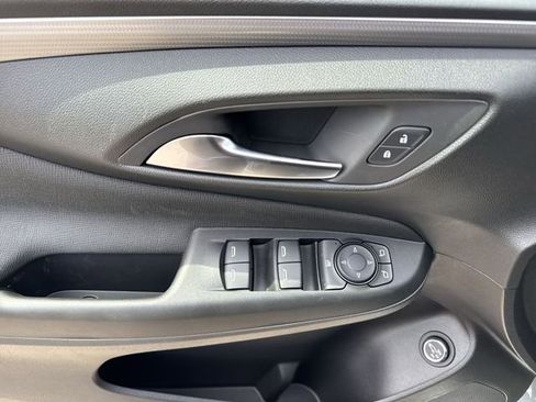 New 2026 Buick Envista Avenir FWD image 13