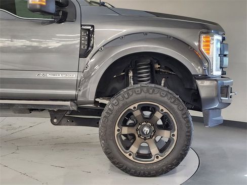 Used 2019 Ford F250 Platinum w/ Platinum Ultimate Package image 11