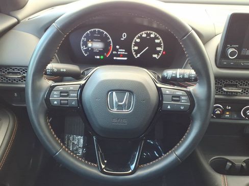 Used 2025 Honda HR-V Sport image 22