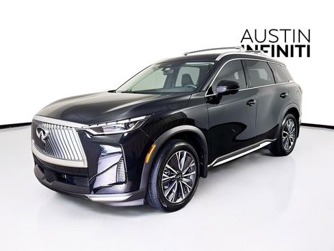 Certified 2026 INFINITI QX60 Luxe w/ Family Package image 4