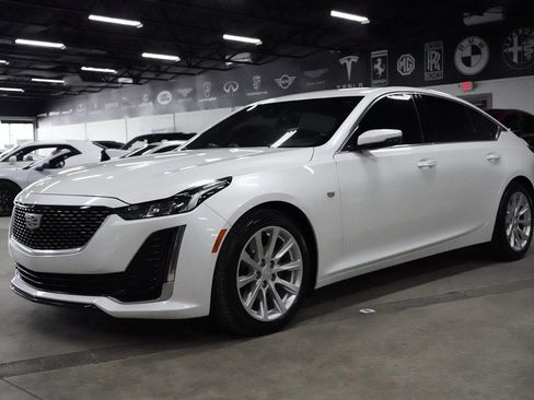 Used 2024 Cadillac CT5 Luxury RWD image 1