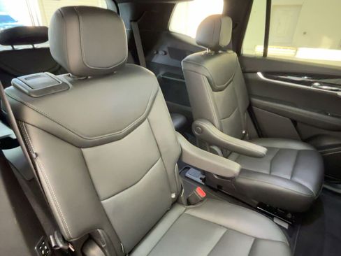 Certified 2025 Cadillac XT6 Premium Luxury image 31
