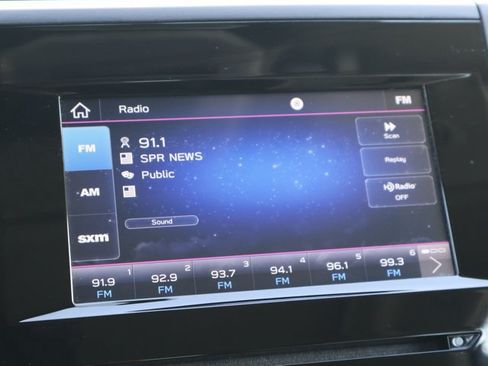 Certified 2022 Subaru Forester Premium AWD/4WD image 19