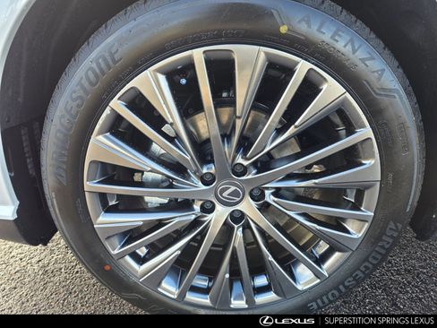 New 2026 Lexus RX 450h AWD image 10