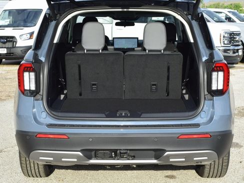 New 2026 Ford Explorer Active w/ Active Comfort Package RWD image 22