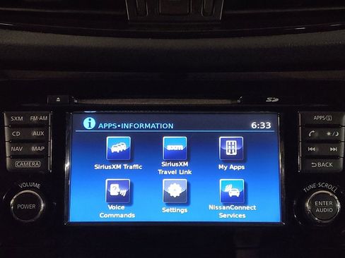 Used 2017 Nissan Rogue Sport SV w/ SV Premium Package image 25