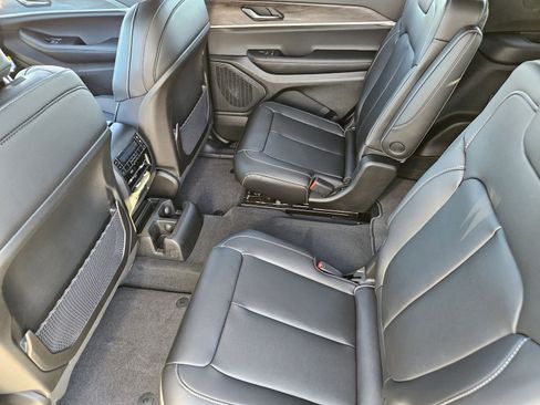 New 2025 Jeep Grand Cherokee L Limited image 26