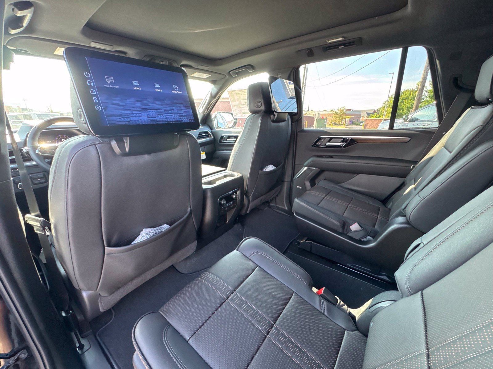 New 2026 Chevrolet Tahoe High Country AWD/4WD image 33
