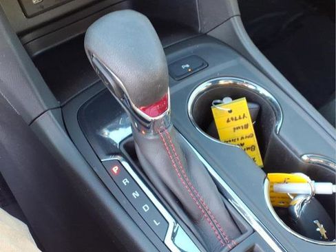 Used 2024 Chevrolet Equinox RS w/ RS Leather Package image 15