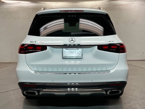 New 2026 Mercedes-Benz GLS 450 4MATIC image 4